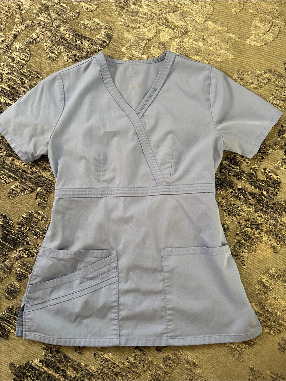 Luxe Light Blue Women's V-Neck Tunic Scrub Top